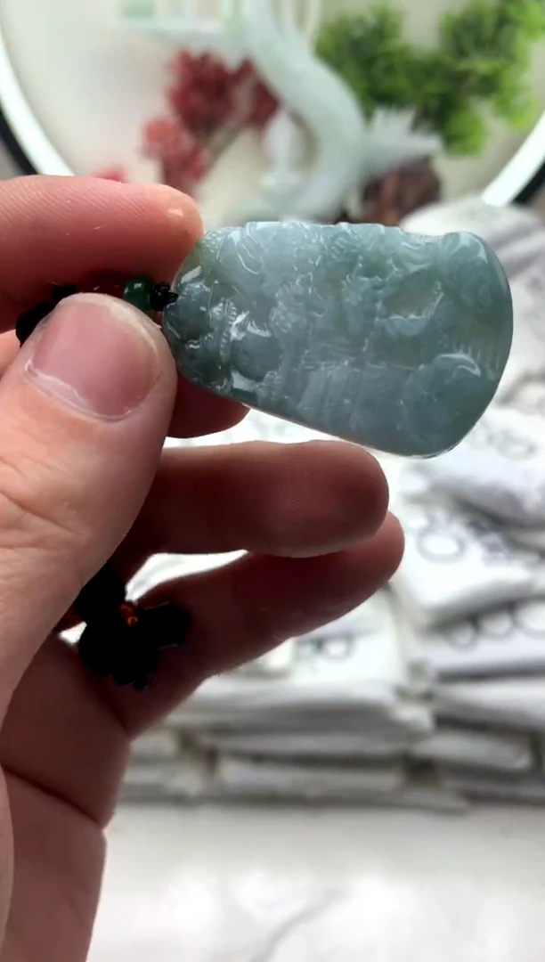 【闪购商品】翡翠颈饰未镶嵌小山水【品质一般介意慎拍】