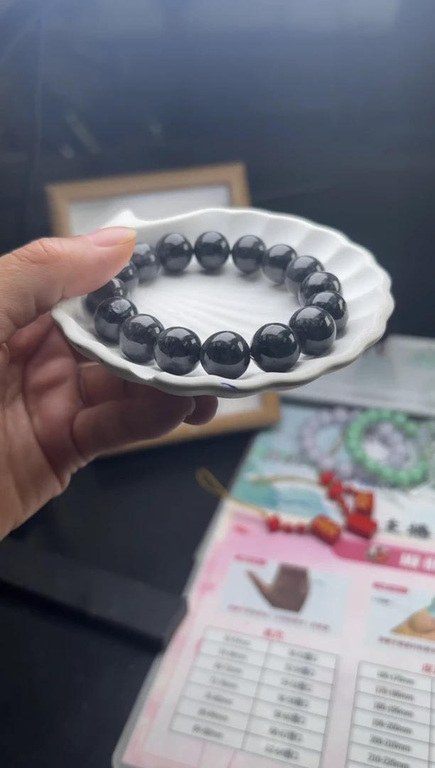 未镶嵌挂件翡翠多样性发一件R703129