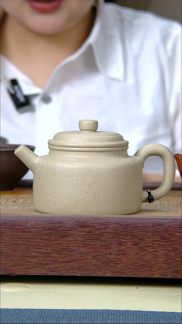 【闪购商品】本绿德中黑标+杯子本绿半手