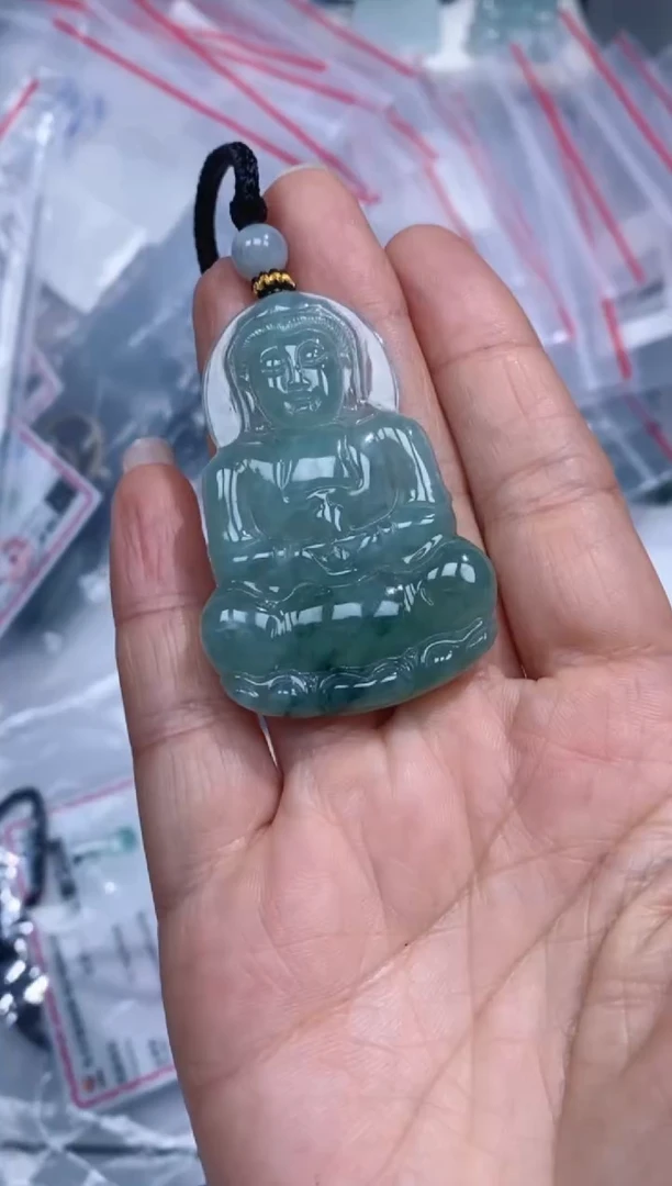 颈饰未镶嵌翡翠吊坠