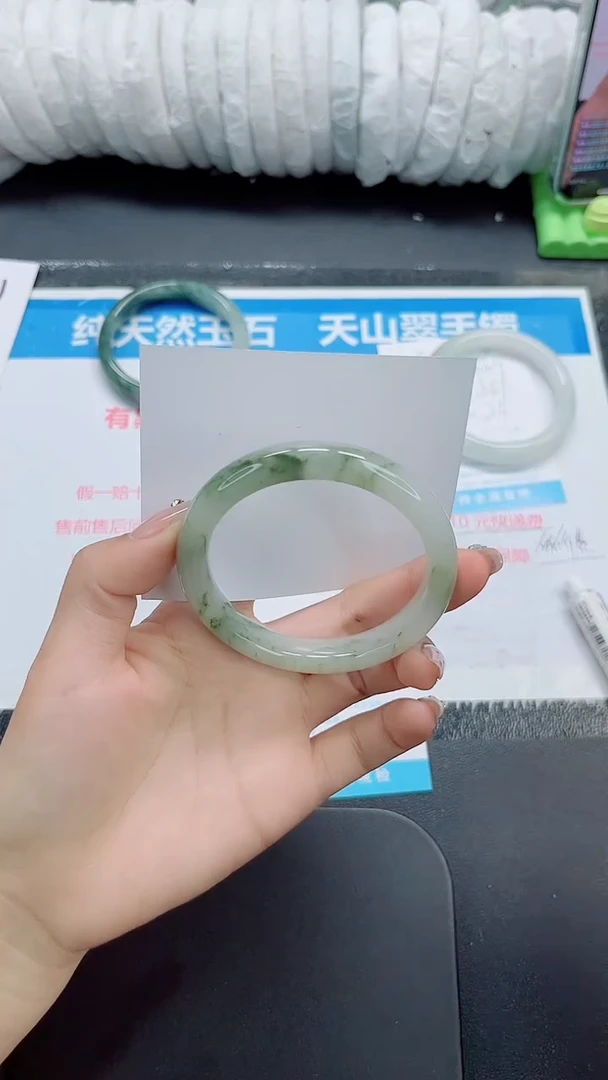 石英质玉手镯未镶嵌b110-58.4