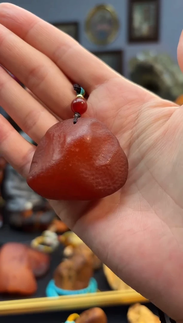 琥珀颈饰未镶嵌吊坠