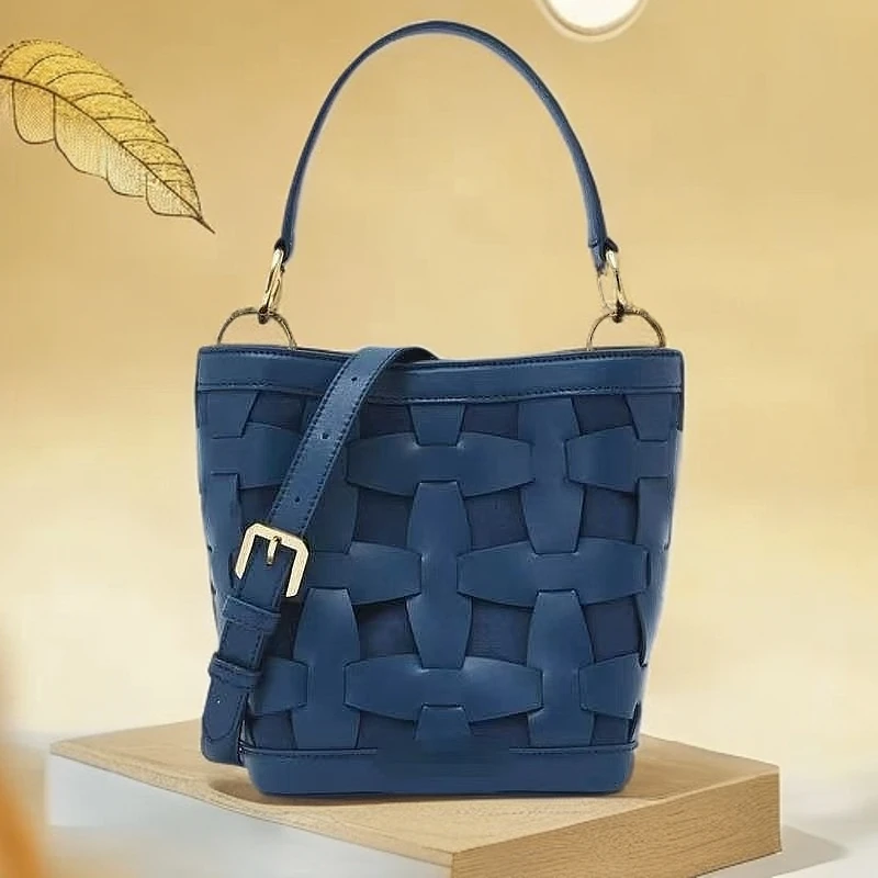 99新 CHARLES & KEITH 编织手提斜挎单肩包10270570【杨三宝】
