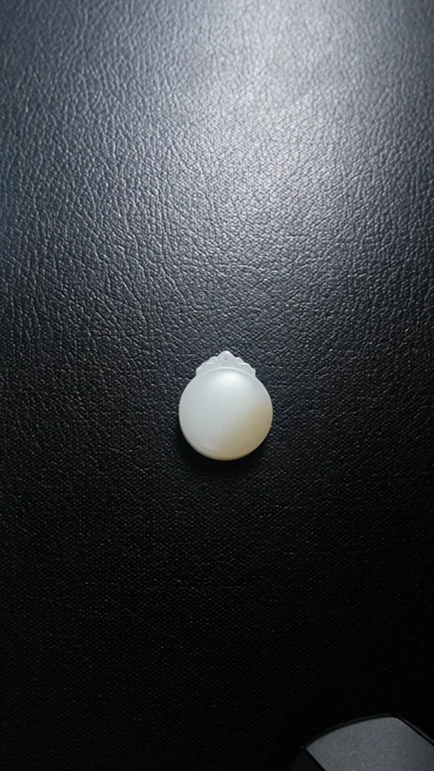 颈饰未镶嵌和田玉无事牌