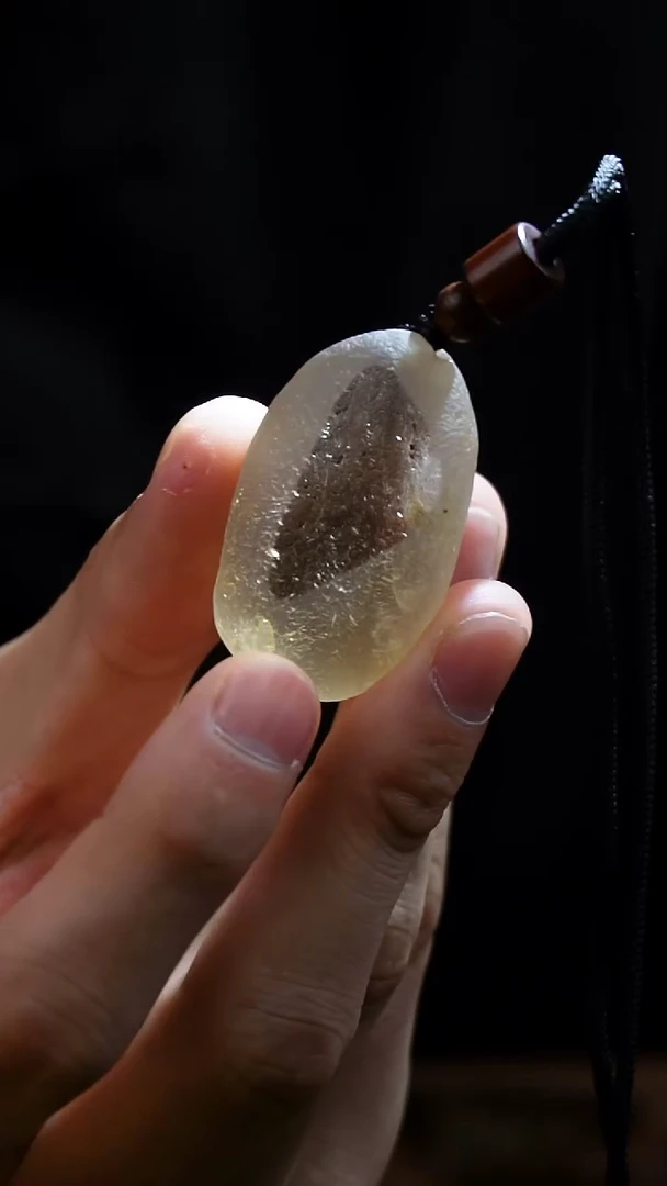 吊坠(赠链)未镶嵌水晶水晶