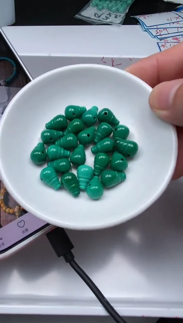 手饰玛瑙未镶嵌D423 绿淞 军绿三通1个9.9元