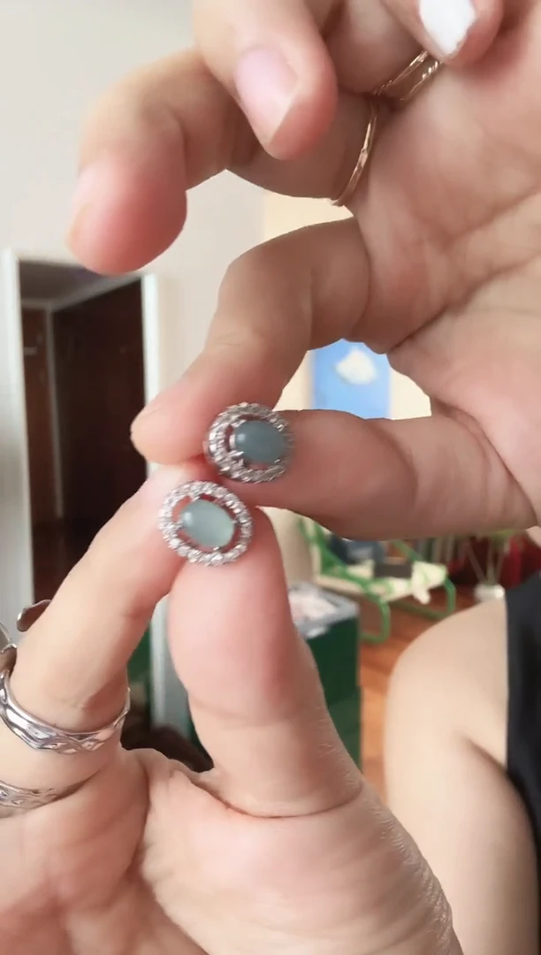 翡翠未镶嵌耳饰蓝水翡翠耳钉