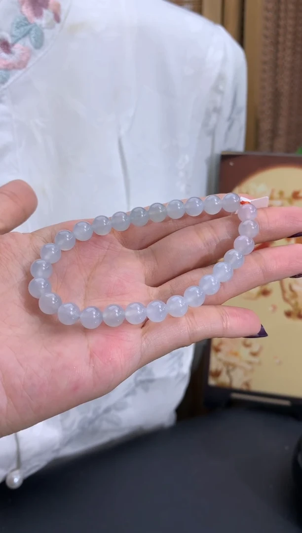 未镶嵌手串翡翠淡淡蓝底 卡7mm