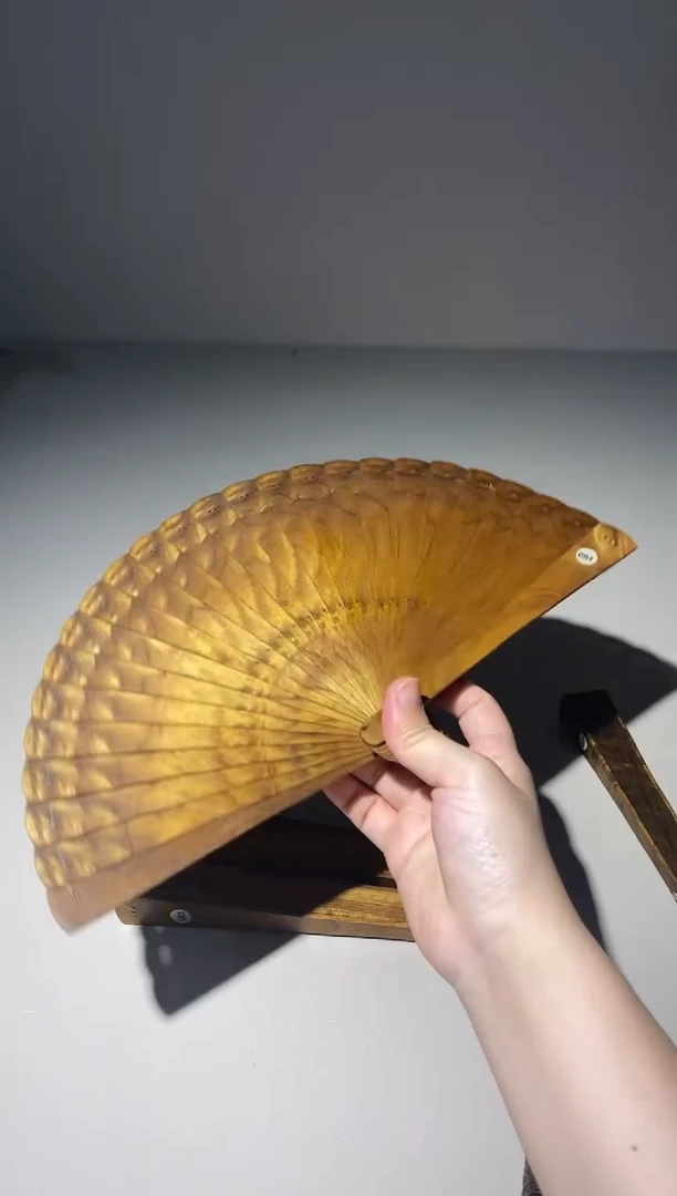 金丝楠R****️18cm金丝楠木小叶桢楠扇684