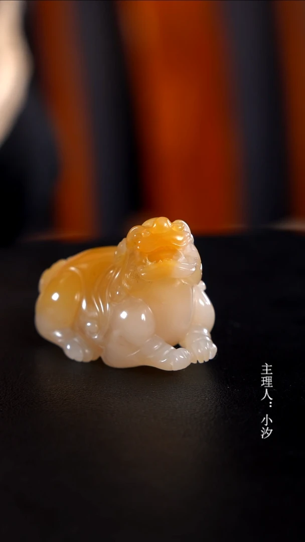 寿山石凡**颗二号矿貔貅手把件