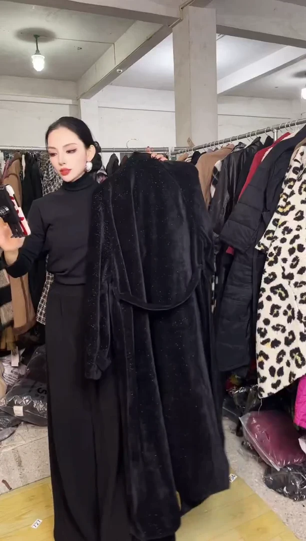 914闪购外套外披马甲打底裤子