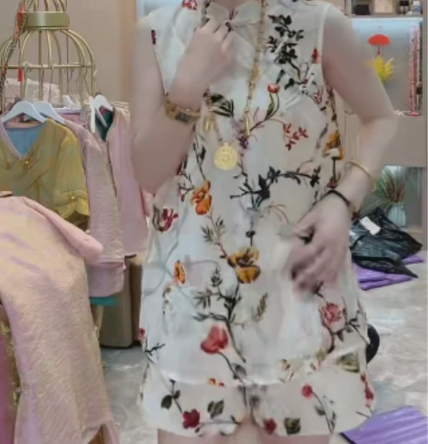 2025夏季时尚潮流百搭精品女装朱SS