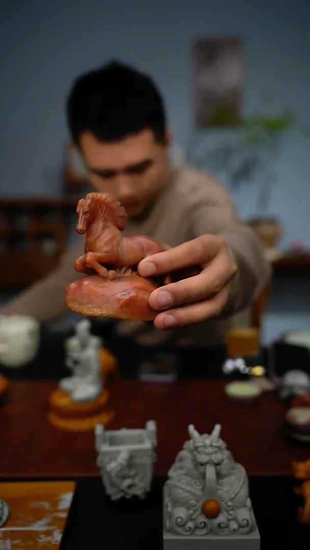 双十一手工雕刻寿山石马