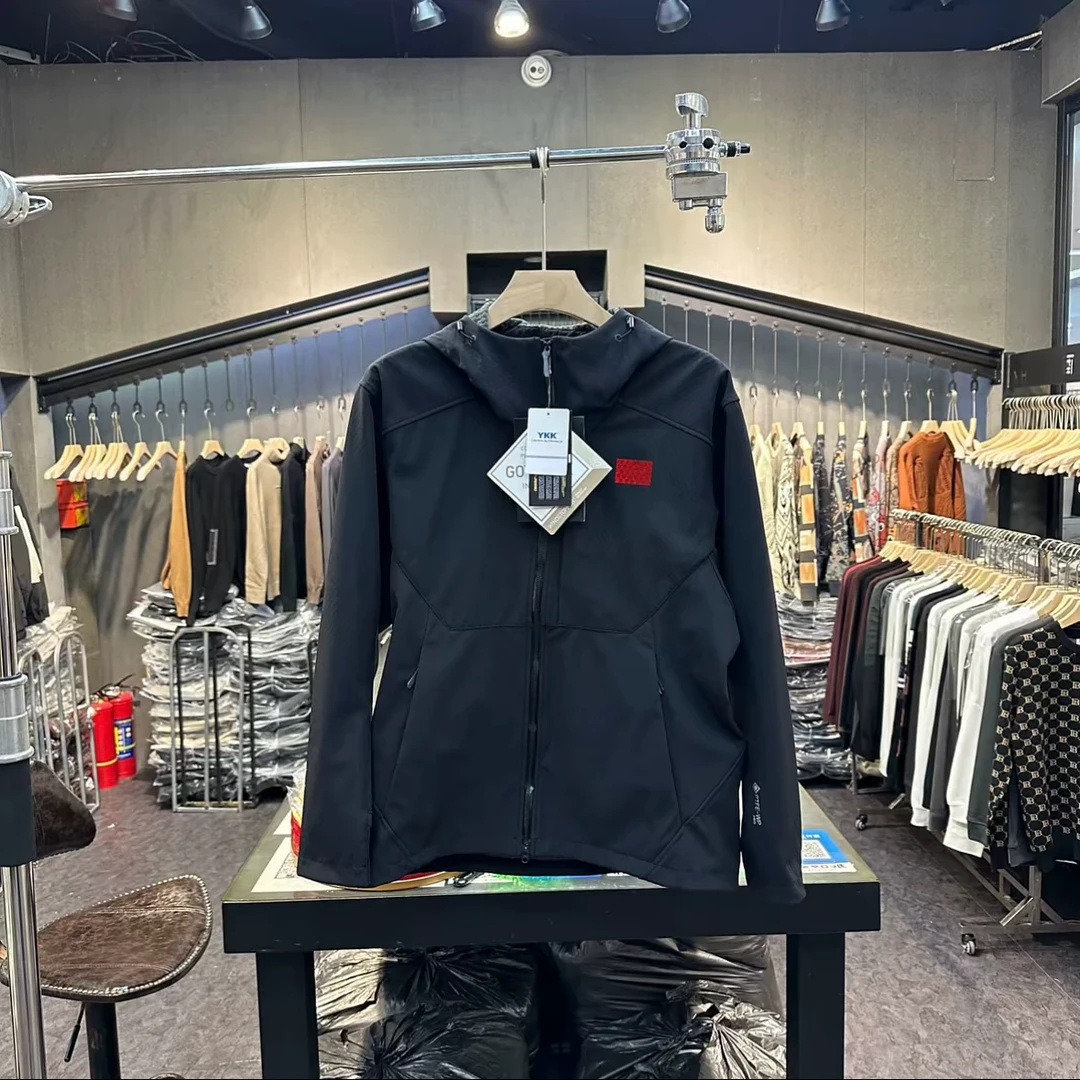 新款男士户外软壳外套连帽夹克