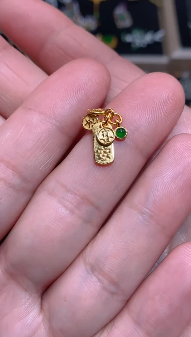 【闪购商品】翡翠颈饰银S925镶嵌万能扣