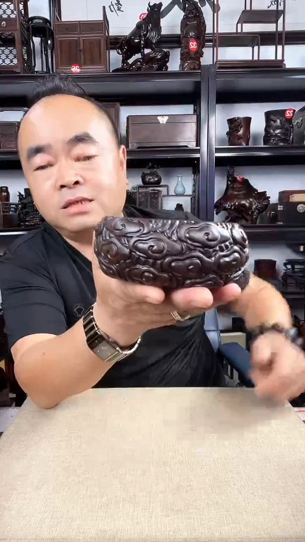 木小号云纹圆老李红木工艺品