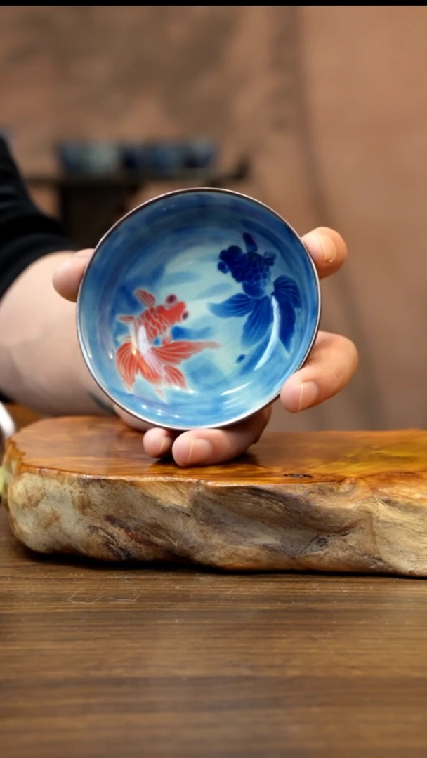 景德镇陶瓷锦鲤普洱杯