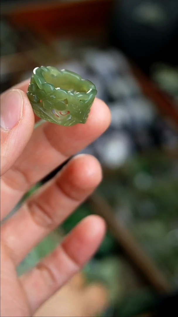 颈饰未镶嵌和田玉指环002   17.5