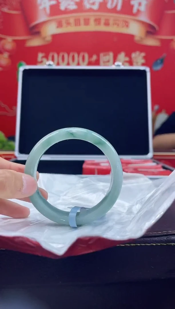 【闪购商品】翡翠手镯未镶嵌手镯29