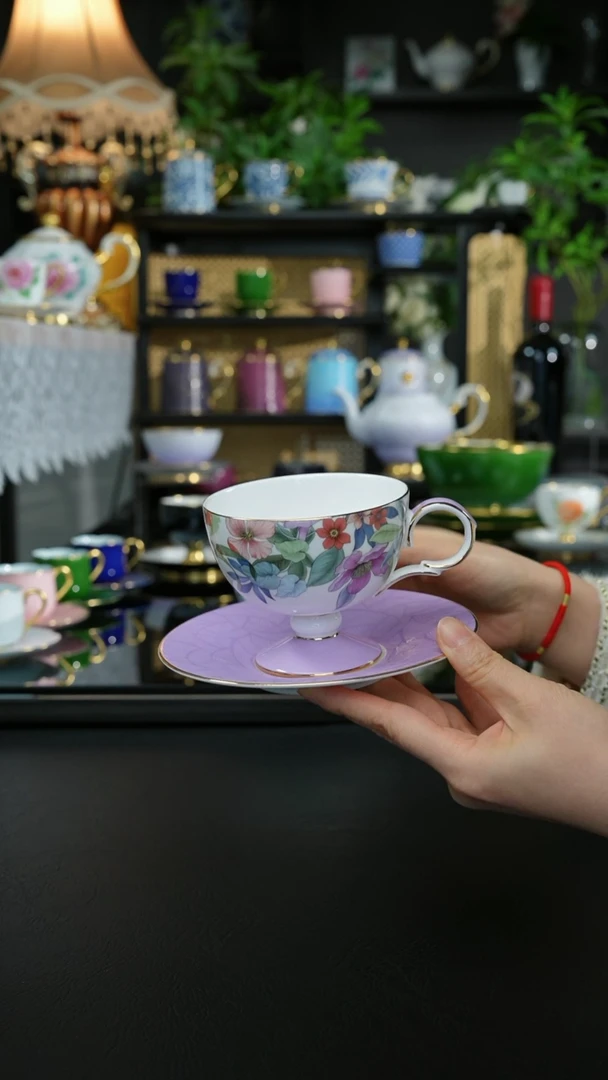 群舞花扬、紫色、、、、