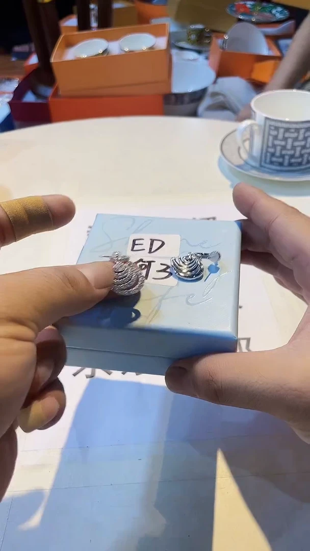 杯鸿辉家品牌瓷器，京东包邮！H3