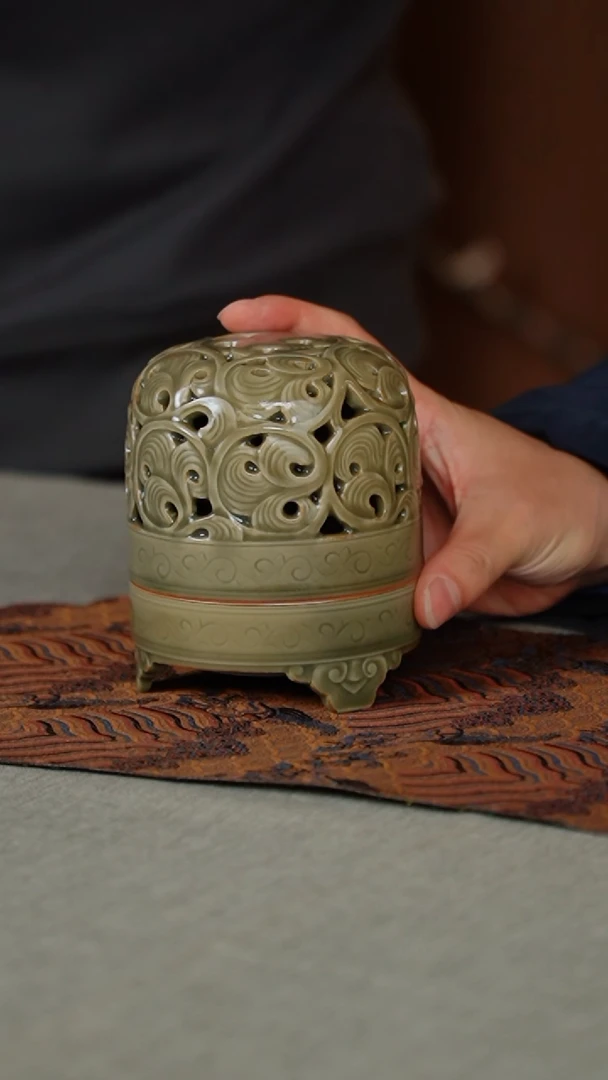 【闪购商品】131-1如意足球型熏香（操德伟）