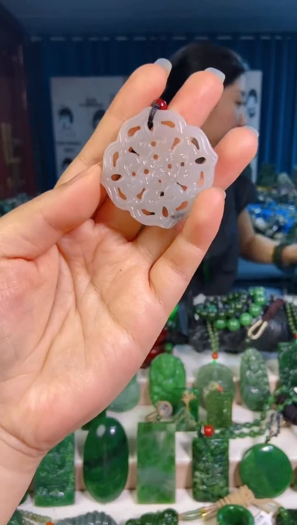 和田玉未镶嵌挂件1