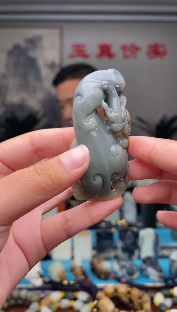 未镶嵌和田玉挂件1