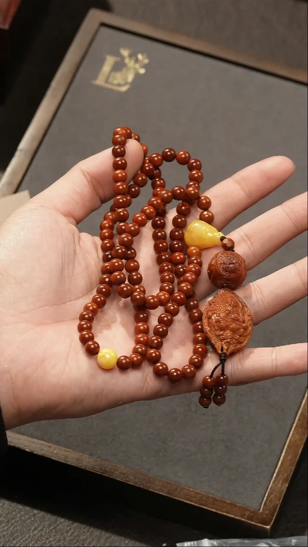 吊坠橄榄核核尖搭配一套