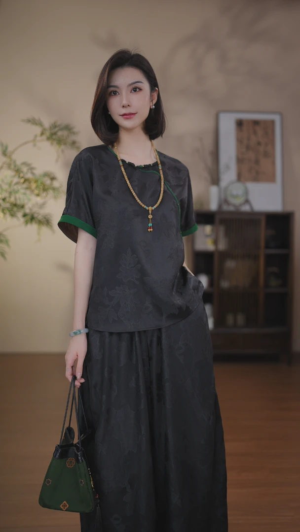 GONG QUE 新中式早春款桑蚕丝香云纱圆领暗纹提花短袖上衣 242987