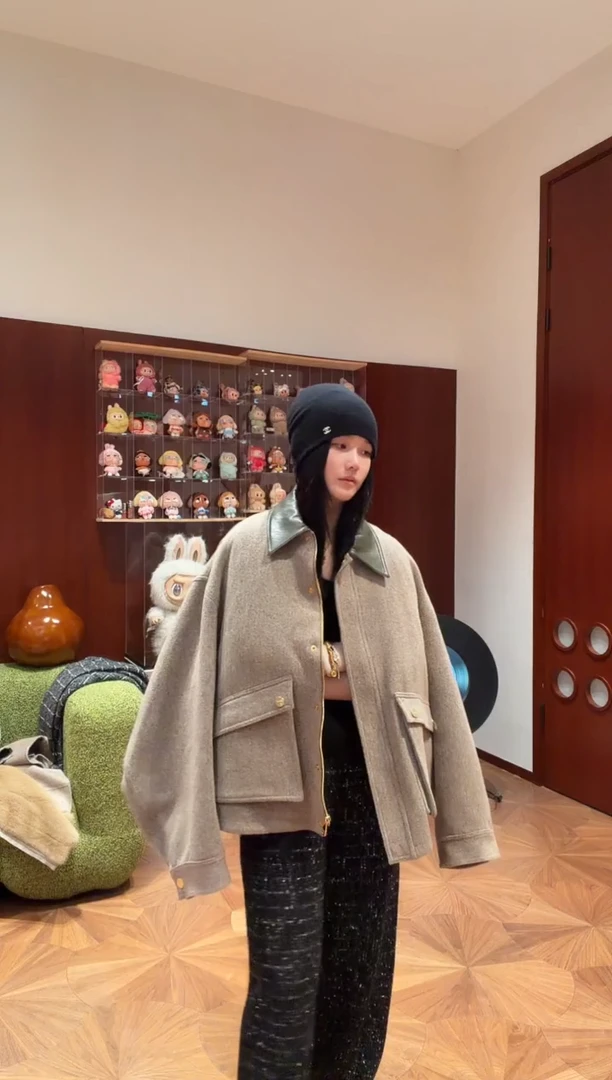 拼皮领外套ych品牌