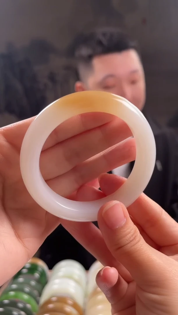 未镶嵌手镯和田玉54+圈口624