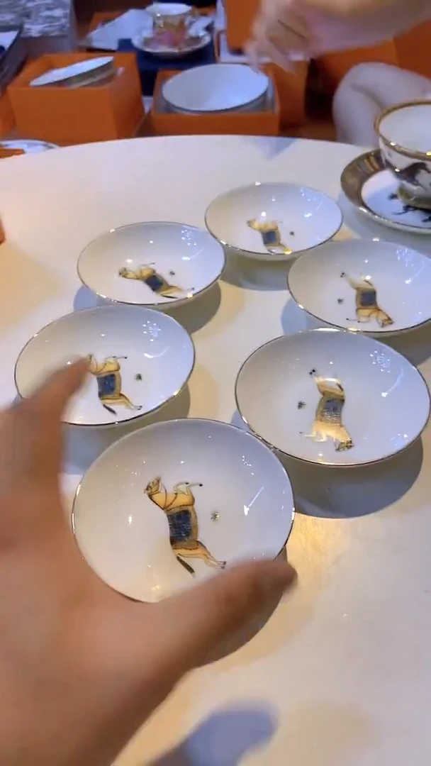 杯鸿辉家品牌瓷器，京东包邮！