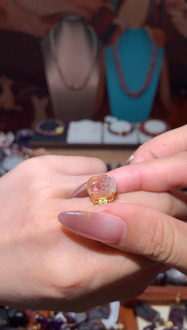 未镶嵌珠宝半成品水晶金草莓貔貅戒指中号