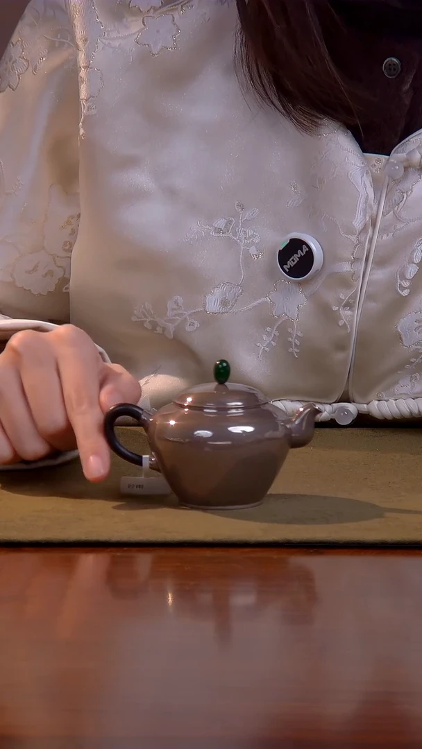 浮丘山房 圆肩 紫皮 足银 泡壶