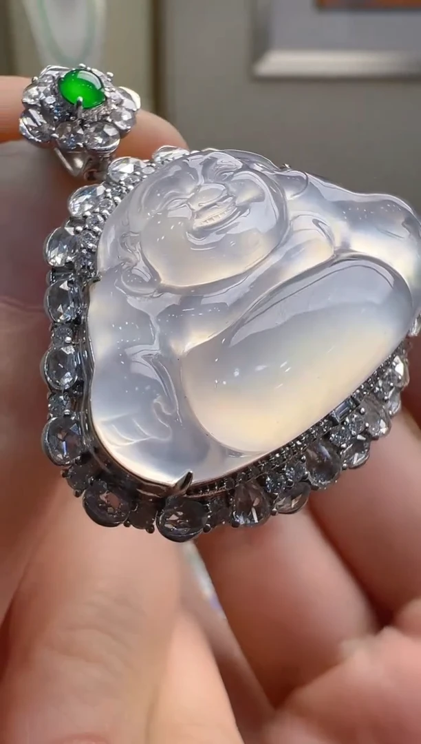 【闪购商品】翡翠吊坠(不含链)18K金镶嵌多样性发货拍一发一