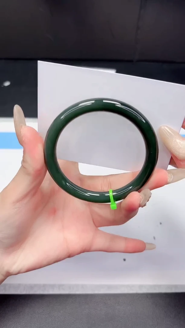 【闪购商品】和田玉手镯未镶嵌163-56.8