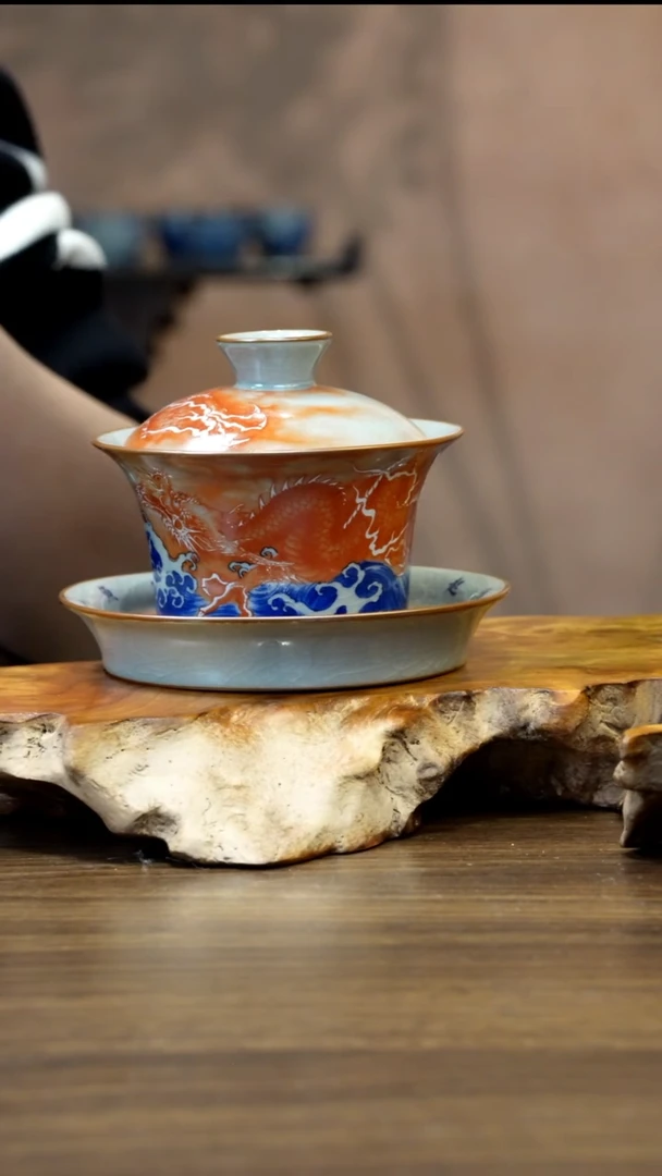 景德镇陶瓷鱼化龙马蹄盖碗