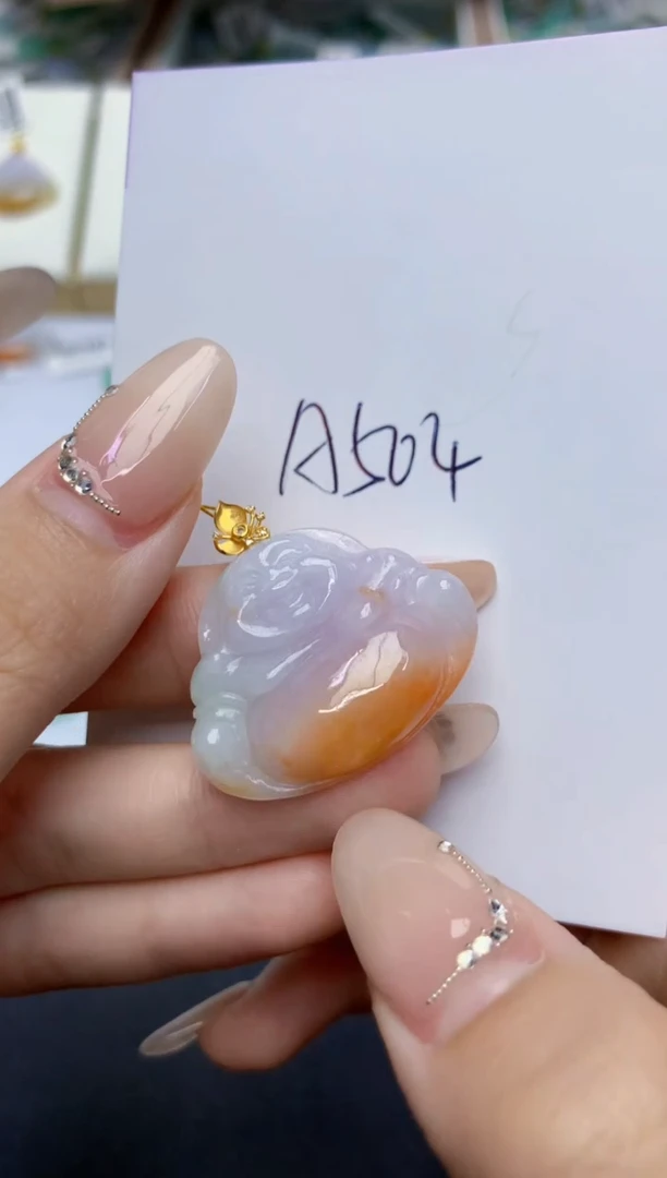翡翠18K金镶嵌颈饰天然缅甸A货翡翠