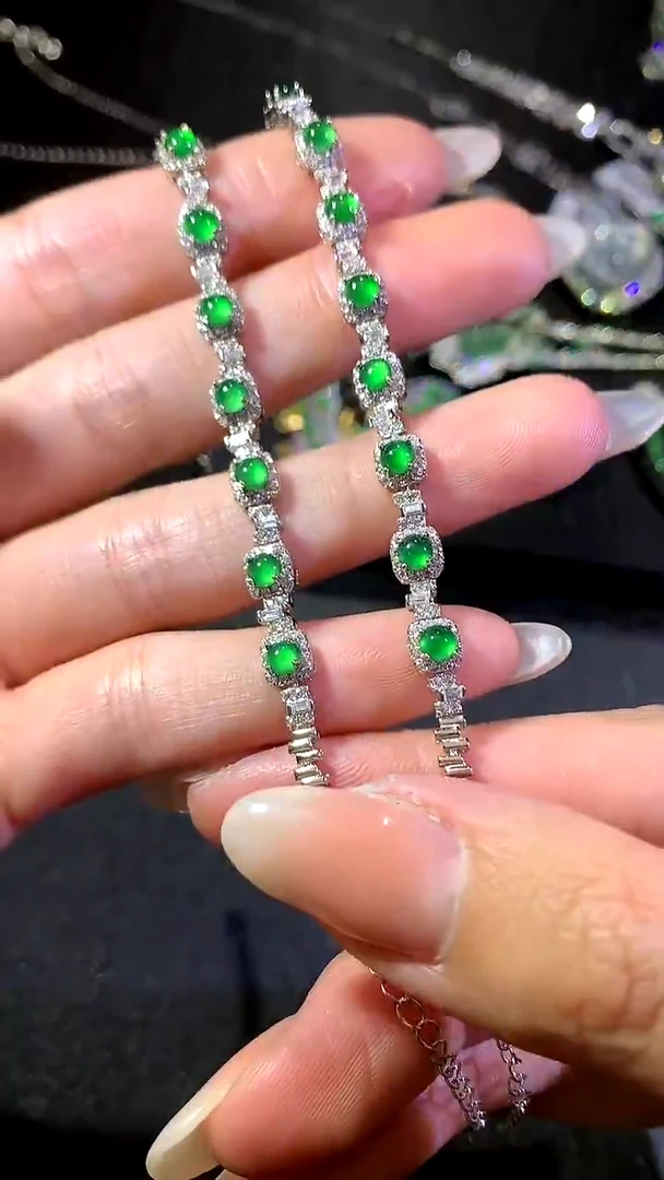 【闪购商品】翡翠手链银S925镶嵌127手链（多样性发货一件