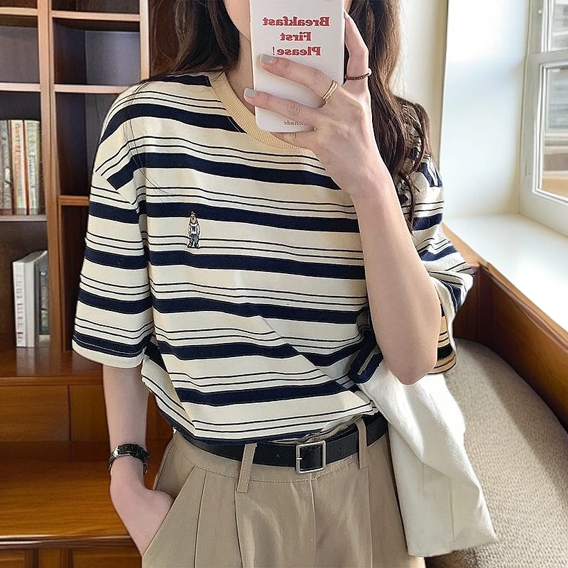 大码宽松小熊刺绣条纹t恤女ins潮韩系chic短袖休闲复古学生上衣夏
