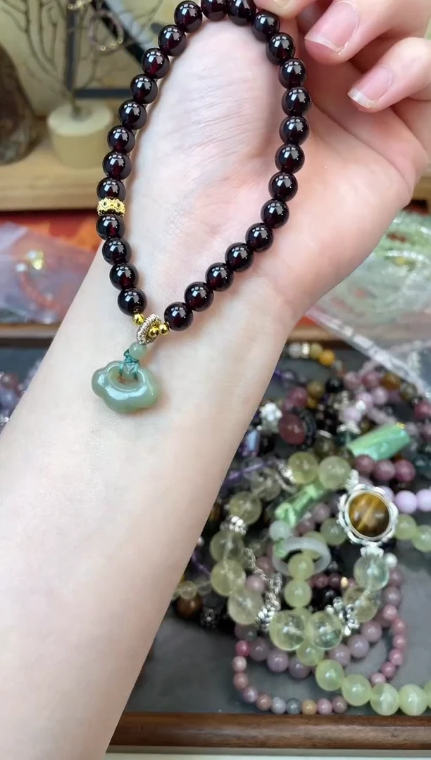 【闪购商品】石榴石手链未镶嵌262