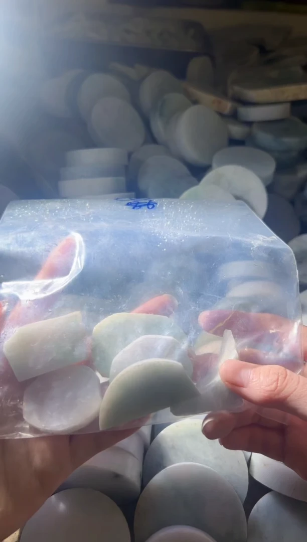 【闪购商品】翡翠颈饰未镶嵌翡翠A货小蒋144