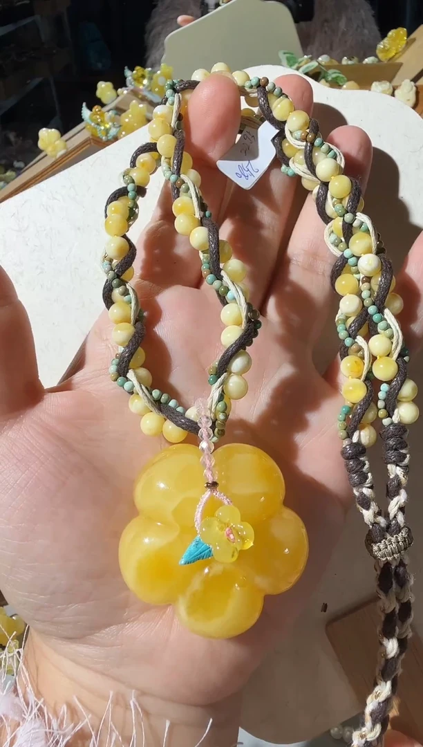 蜜蜡项链未镶嵌蜜蜡花朵项链