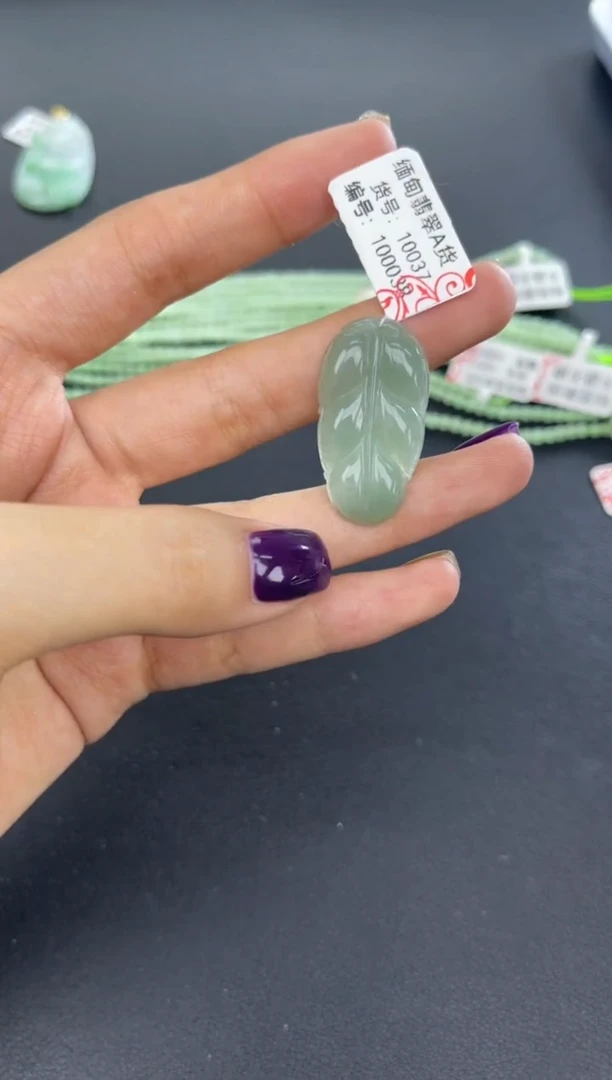 颈饰未镶嵌翡翠天然A货缅甸翡翠