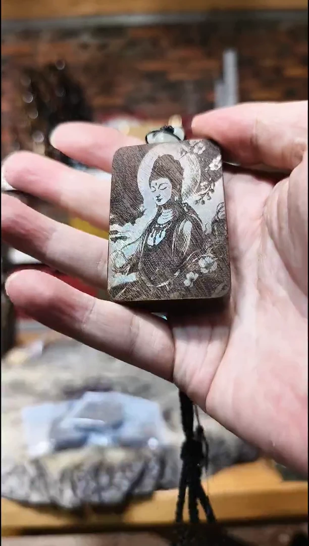 金丝楠无事牌脖挂