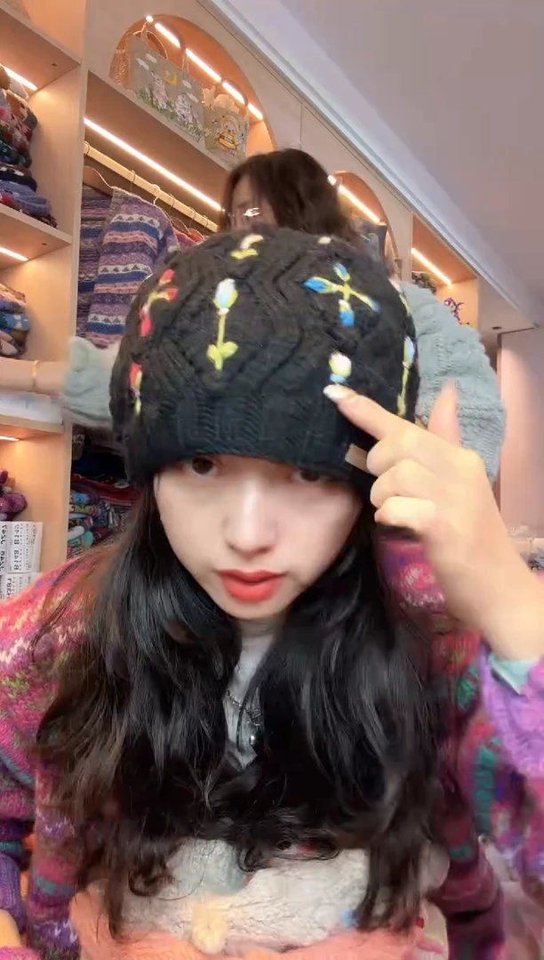 羊毛美利奴黑色针织帽