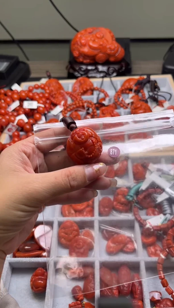 【闪购商品】南红玛瑙珠宝奇石未镶嵌871