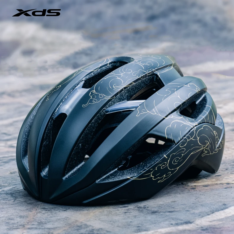 XDS/喜德盛24款新款七彩祥云头盔流畅线条内置骨架安全可靠