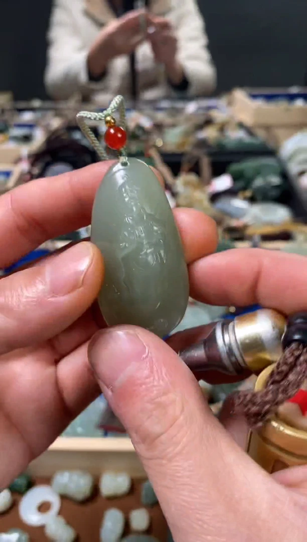 颈饰未镶嵌和田玉44